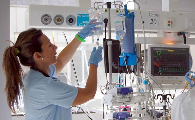 Condenan a Sacyl a indemnizar con 179.263 euros a los familiares de un paciente fallecido por una infección